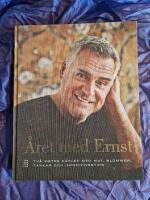 &Aring;ret med Ernst