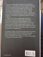 F&ouml;rorten, skolan och ungdomskulturen : reproduktionen av marginalitet och ungas informella l&auml;rande