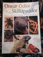 Ormar, &ouml;dlor, sk&ouml;ldpaddor och andra djur i terrariet