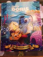 Hitta Doris. F&ouml;rtrollande saga
