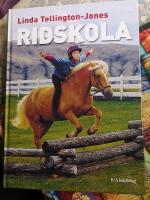 Linda Tellington-Jones ridskola : n&aring; framg&aring;ng och ha roligt med TTEAM och TTouch