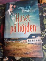 Huset p&aring; h&ouml;jden
