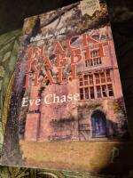 Tillbaka till Black Rabbit Hall