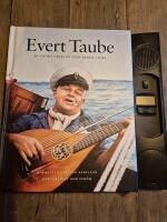 Evert Taube : 50 visor i urval av Sven-Bertil Taube