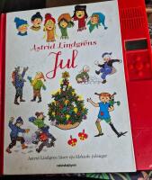Astrid Lindgrens jul - Astrid Lindgren l&auml;ser sju &auml;lskade julsagor