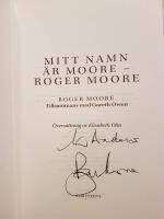 (Signed) Mitt namn &auml;r Moore - Roger Moore 
