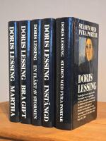 (V&aring;ldets barn, del 1-5, komplett) : Martha. Bra Gift. En fl&auml;kt av stormen. Inst&auml;ngd. Staden med fyra portar 