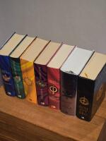 Outlander-serien [del 1-7: Fr&auml;mlingen, Sl&auml;nda i b&auml;rnsten, Sj&ouml;fararna, Trummornas d&aring;n, Det flammande korset, Sn&ouml; och aska, Som ett eko]