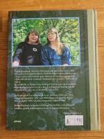 Blombok : rapport fr&aring;n en tr&auml;dg&aring;rd