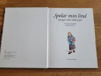 Spelar min lind sjunger min n&auml;ktergal