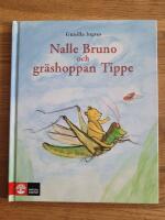 Nalle Bruno och gr&auml;shoppan Tippe