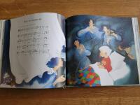 Den silvriga barnkammarboken