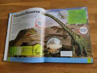 Barnens uppslagsbok om dinosaurier och andra f&ouml;rhistoriska djur