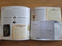 J.K. Rowlings Wizarding World: The Dark Arts [A Movie Scrapbook]