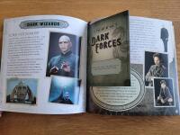 J.K. Rowlings Wizarding World: The Dark Arts [A Movie Scrapbook]