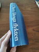 Den l&aring;nga flykten richard adams 