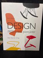 Design : 1900-talets pionj&auml;rer