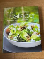 Enkla men perfekta sallader : en smak av sommaren &aring;ret runt