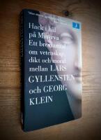 Hack i h&auml;l p&aring; Minerva : ett brevsamtal om vetenskap, dikt och moral