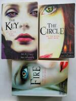 The Engelsfors trilogy 1-3 - The circle / Fire / The key