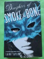 Daughter of smoke & bone