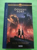 D&ouml;dens port - Olympens hj&auml;ltar 4