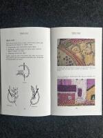 Textillek med tyg, n&aring;l och tr&aring;d