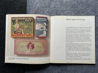 Sillburkar & tv&aring;lkartonger : om v&aring;ra f&ouml;rpackningar och deras historia