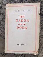 De nakna och de d&ouml;da