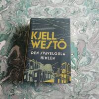 Den svavelgula himlen