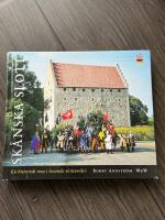 Sk&aring;nska slott : en historisk resa i levande slottsmilj&ouml;