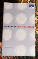 K&auml;rlek i en bl&aring; tid