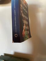 Marken under hennes f&ouml;tter