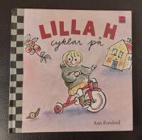 Lilla H cyklar p&aring;