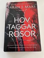 Ett hov av taggar och rosor