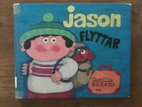 Jason flyttar