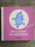 En elefant balanserade
