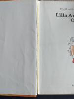 Lilla Anna r&auml;ddar Oskar