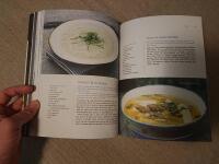 Vegetariskt : mat fr&aring;n Tr&auml;dg&aring;rdscaf&eacute;et Slottstr&auml;dg&aring;rden Ulriksdal