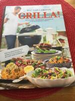 Grilla! : k&ouml;tt, fisk, tillbeh&ouml;r, desserter och massor med gr&ouml;nt