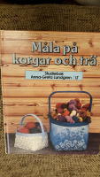 M&aring;la p&aring; korgar och tr&auml; : studiebok