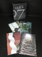 Linn&eacute;minnen I-IV: I. L&auml;rjungen. II. Er&ouml;vraren. III. Samlaren. IV. Legenden.