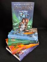 Vargbr&ouml;der x 5: [Del] 2. Havets f&aring;ngar. 3. Demonernas port. 4. Jagad av klanerna. 5. Ondskans schaman. 6. V&aring;lnadernas berg.