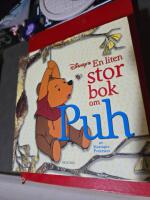 En liten stor bok om Puh