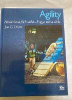 Agility : hinderbana f&ouml;r hundar : bygga, tr&auml;na, t&auml;vla