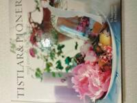 Tistlar och pioner : med passion f&ouml;r blommor