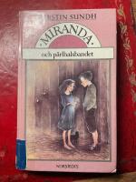 Miranda och p&auml;rlhandsbandet