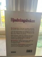 Bjudningsboken : [bjudmat f&ouml;r olika tillf&auml;llen]