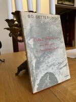 Ocks&aring; f&aring;glarna &auml;r f&aring;ngar i sorgespelet : dikter