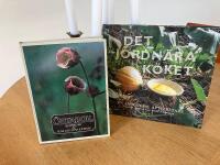 Det jordn&auml;ra k&ouml;ket : [en ekologisk aptitretare] ; &Ouml;rtabok : blombilder av Sune och Stina Jonssondee